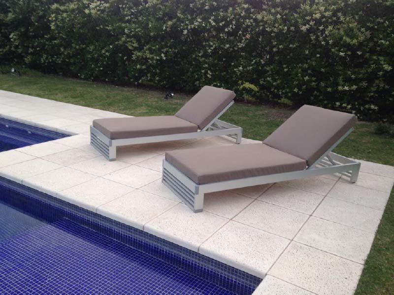 Nordeco, muebles para exterior de aluminio anodizado